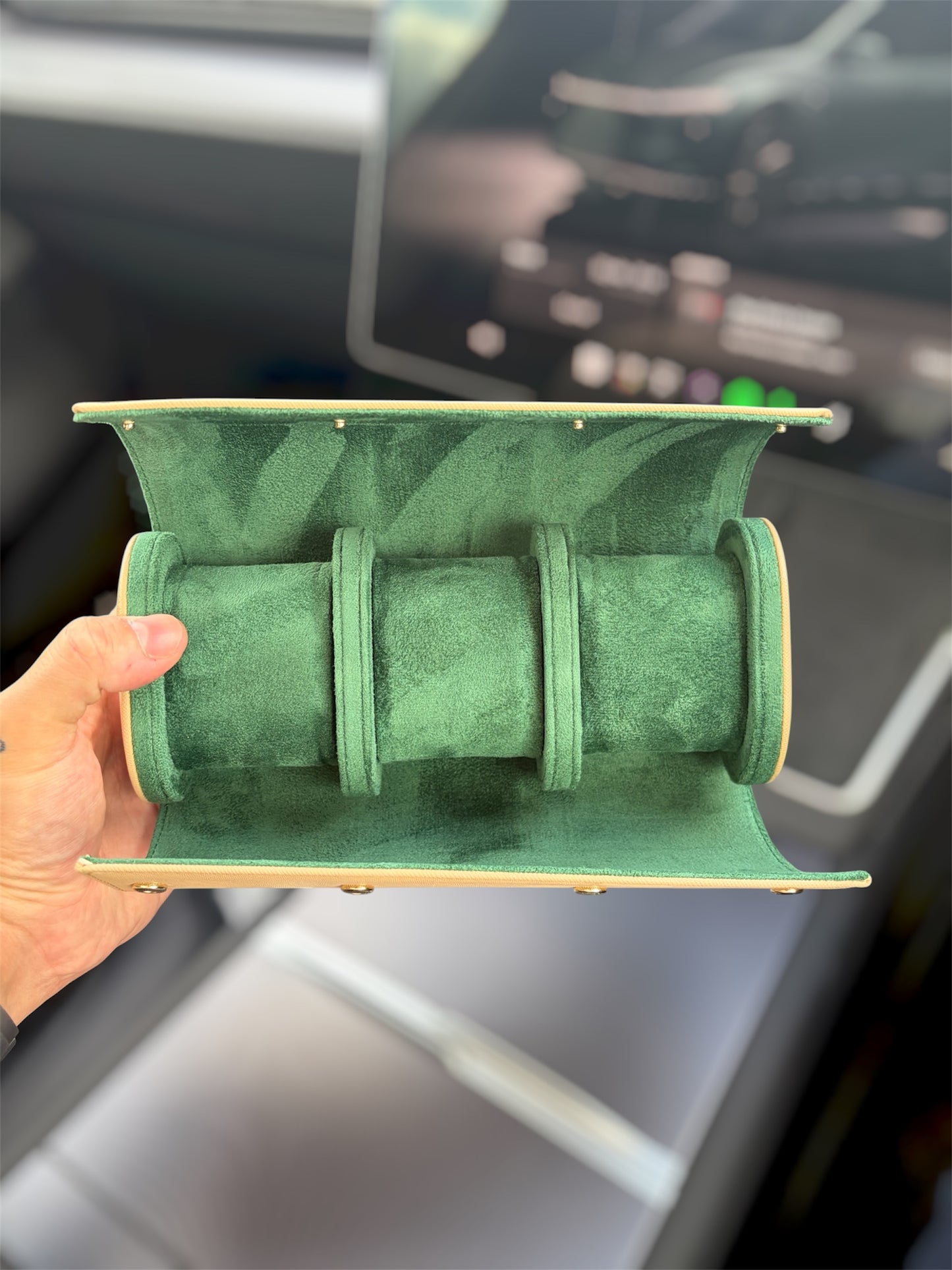 The Saffiano 3 Watch Roll